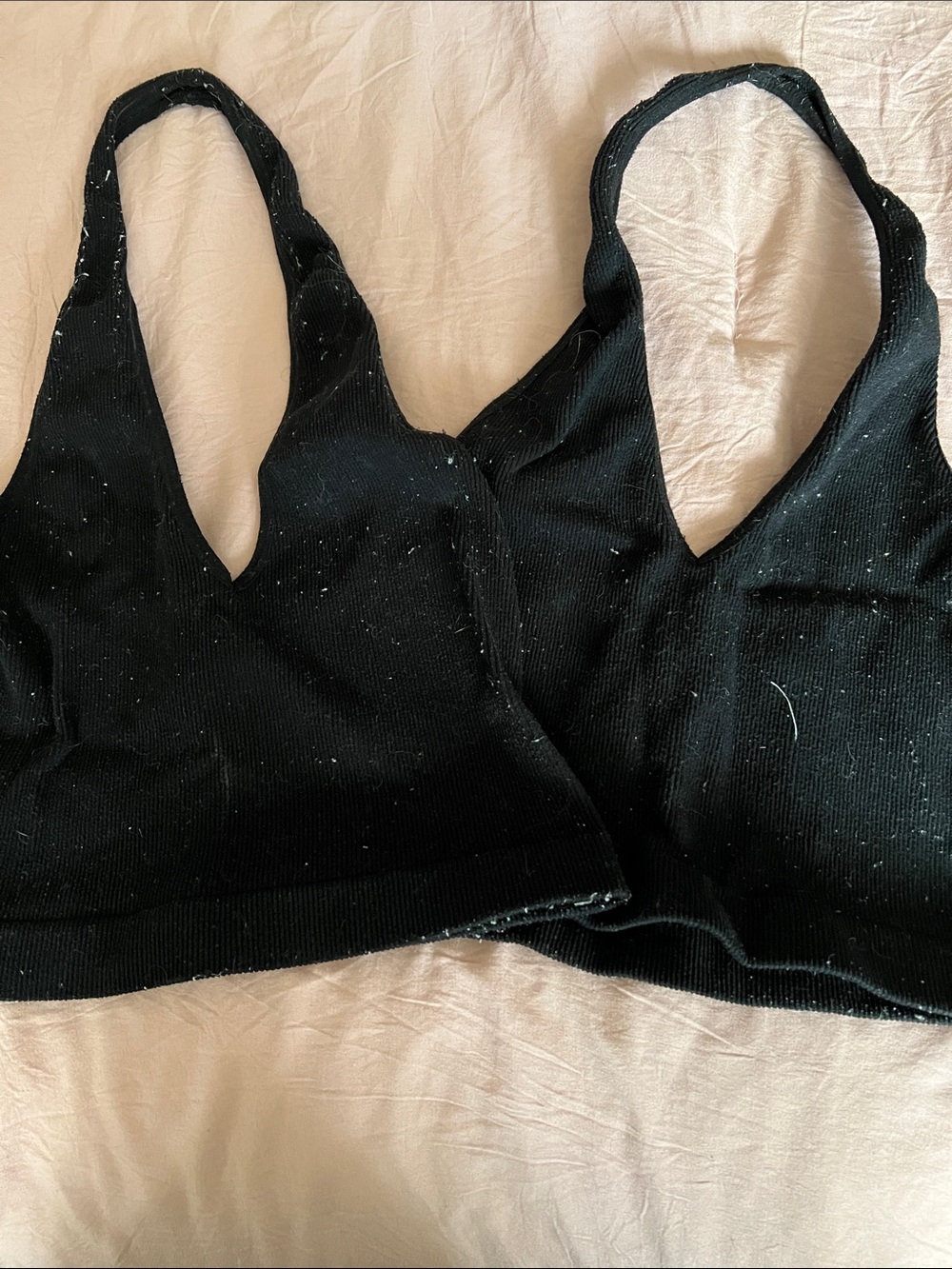 Source Unknown Black Ribbed V-Neck Sports Bralette